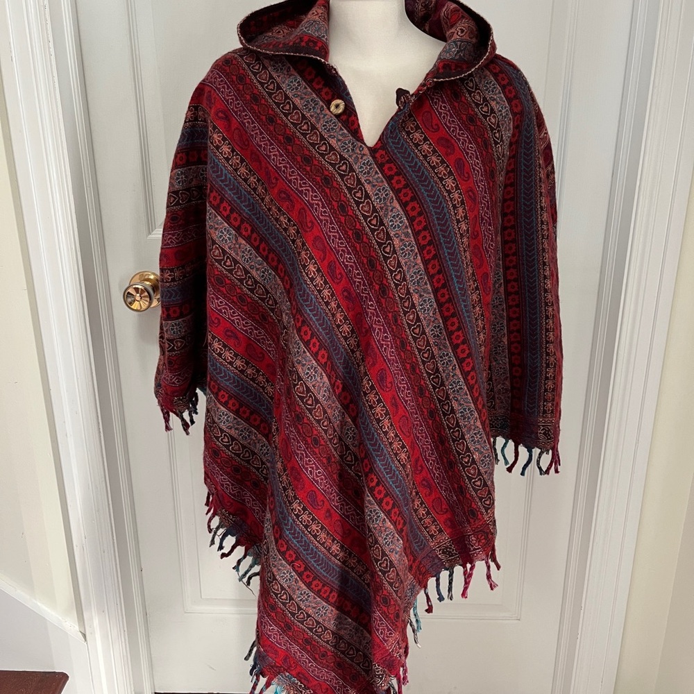 Bohemian Hooded Poncho in Red and Blue